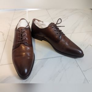 Frye Erica Oxfords. Excellent condition. Original box.